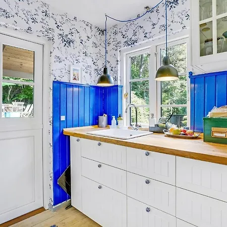 Gorgeous In With Kitchen